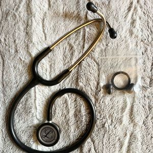 3M Littmann Classic III Stethoscope (Black and Silver)